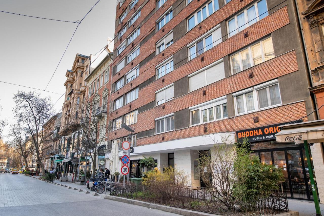 N28 Studio Apartment In Andrassy Boulevard. Budapeszt Zewnętrze zdjęcie